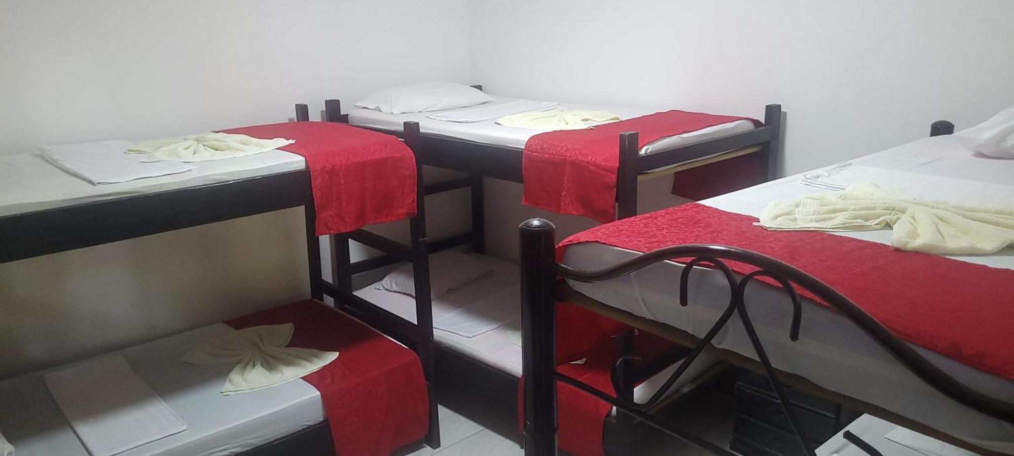 Hostal Villa Del Rio Las Brisas Вилявеха Екстериор снимка