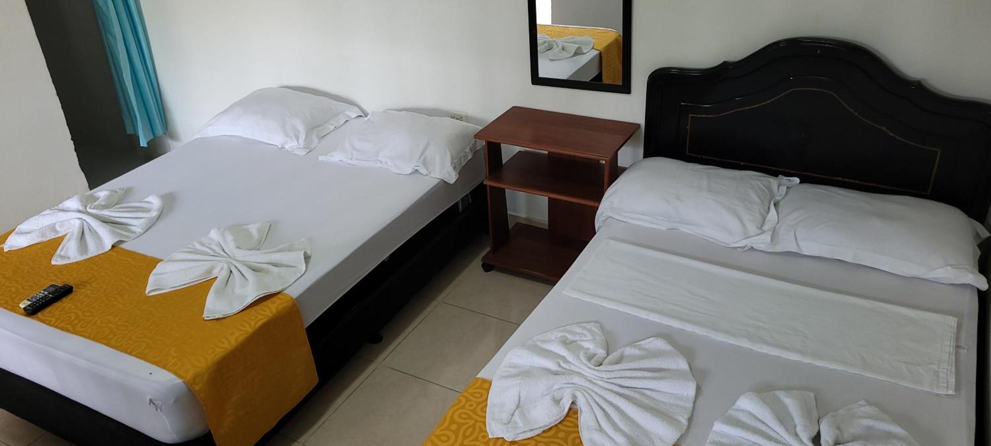 Hostal Villa Del Rio Las Brisas Вилявеха Екстериор снимка